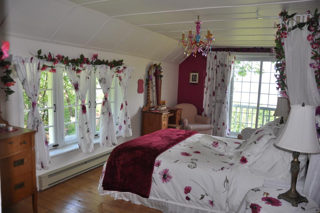 Auberge Sur La Cote La Malbaie Ngoại thất bức ảnh